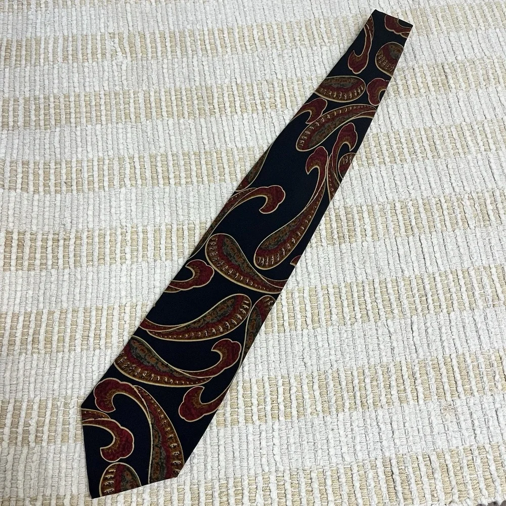 Como Collezione Men's‎ Paisley 100% Silk Handmade Business Formal Necktie